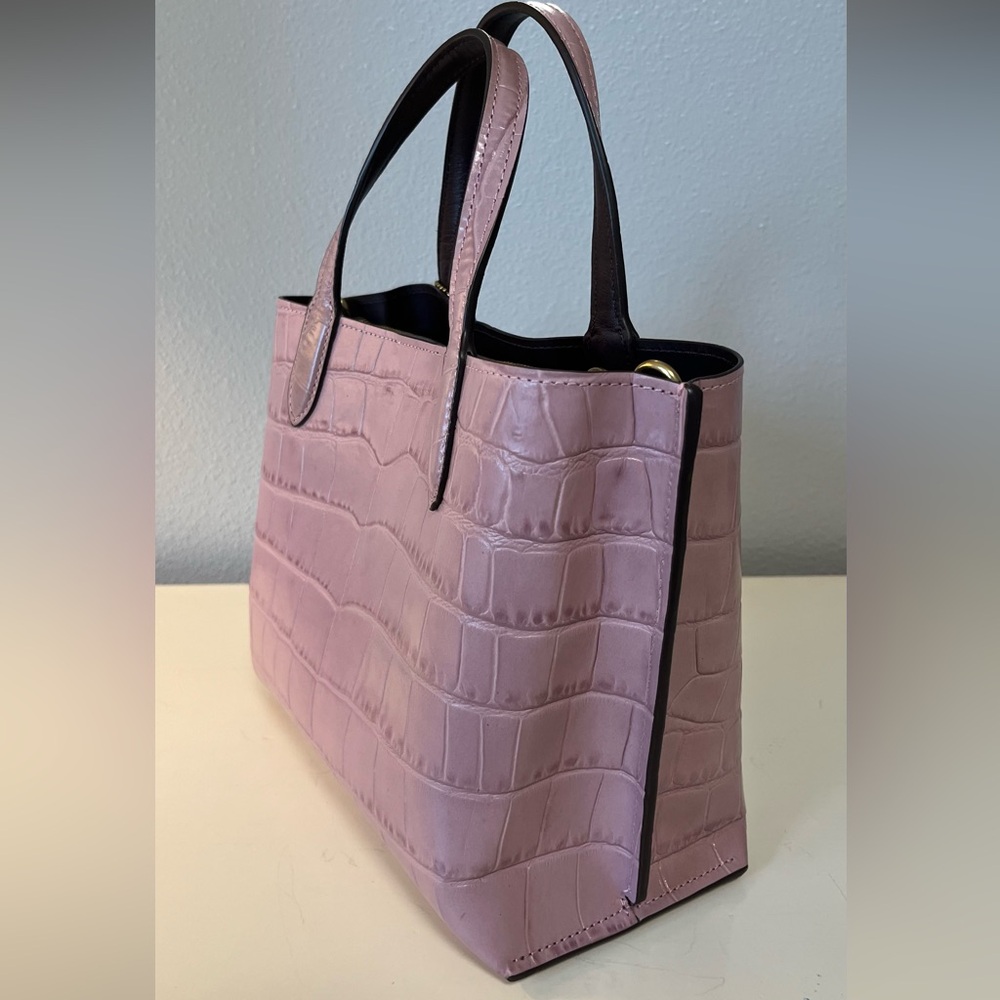 Coach Willow Tote Ice Purple crocodile embossed leather crossbody purse ￼ - Picture 6 of 16